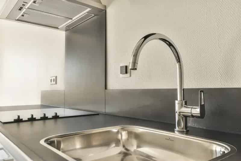 Studio Den Haag Waldorpstraat Nabij Openbaar Vervoer en Faciliteiten