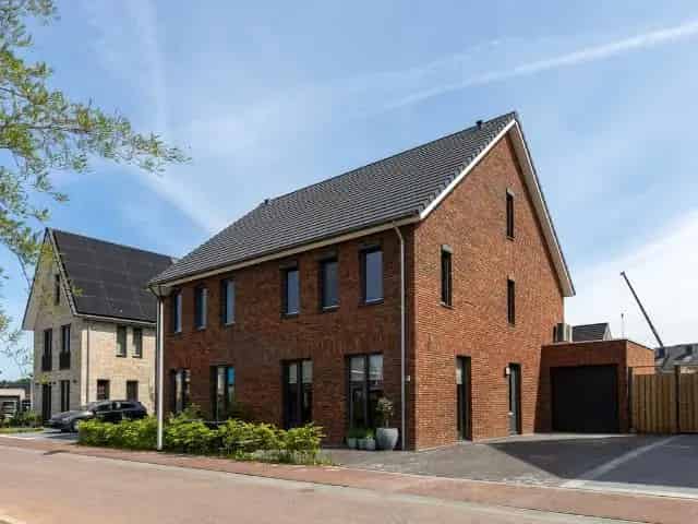 Luxe Tweekapper Bergen op Zoom 4 slaapkamers  Verduurzaamd