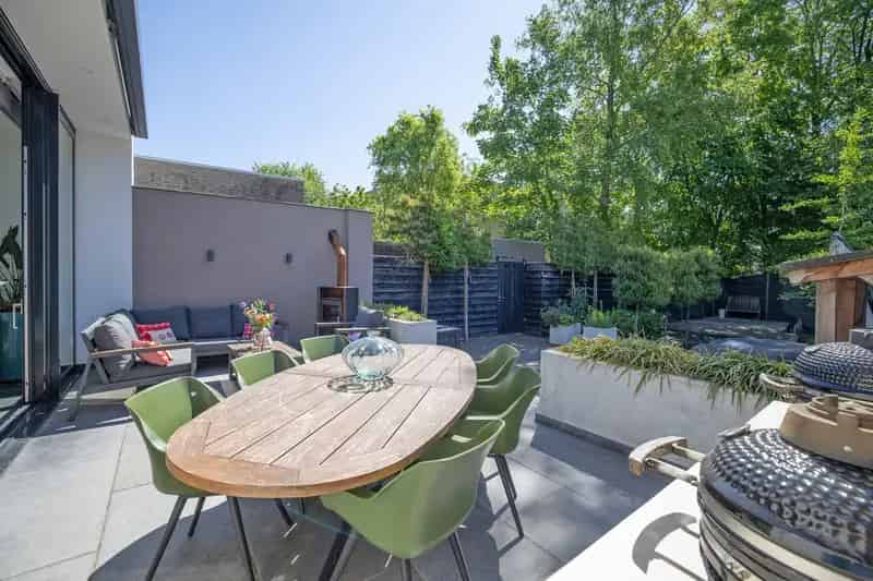 Huis te koop Weesp Prinses Beatrixlaan Ruime 30er jaren woning gerenoveerd