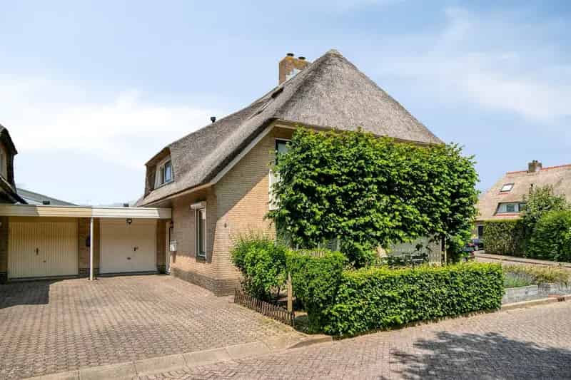 Stijlvolle Rietgedekte 2 1 Kapwoning te Koop