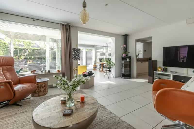 Huis te koop Amersfoort: Ruime gezinswoning met 4 slaapkamers en tuin
