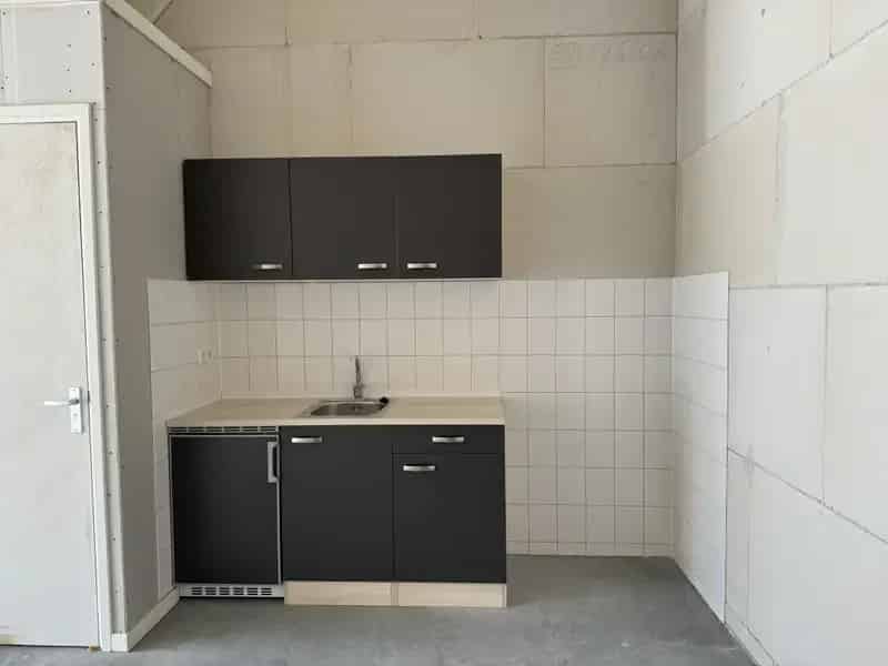Bedrijfsunit te Huur Dronten 70m2