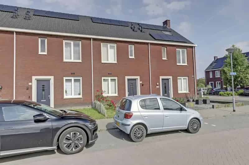 Huis Te Koop , 30, Lint, Lage Zwaluwe, Noord-Brabant
