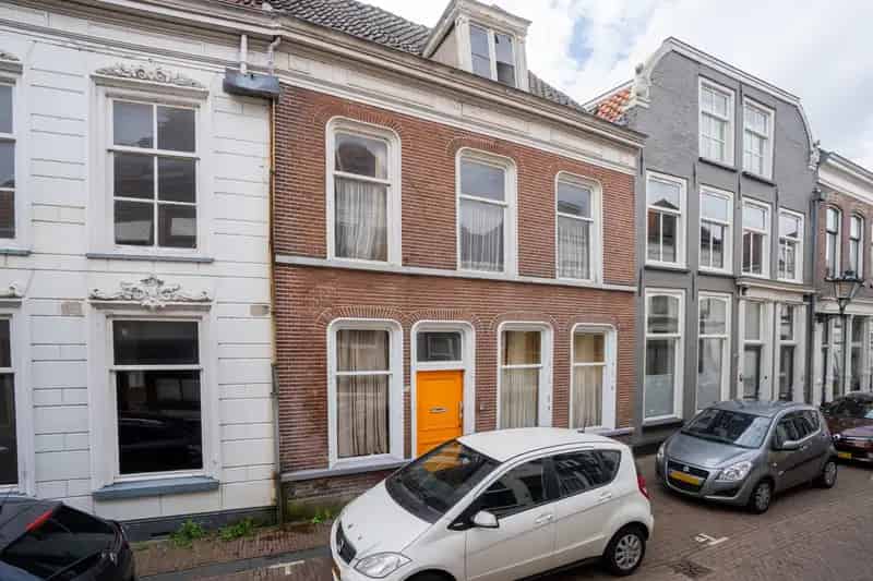 Rijksmonument Kampen 295m2 3 Woon Eenheden Mogelijk