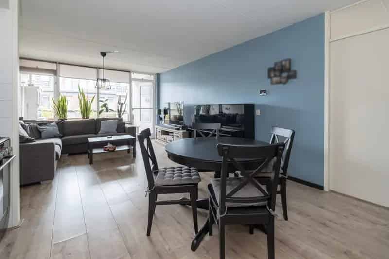 Appartement te koop Barneveld: 3-kamer appartement met balkon
