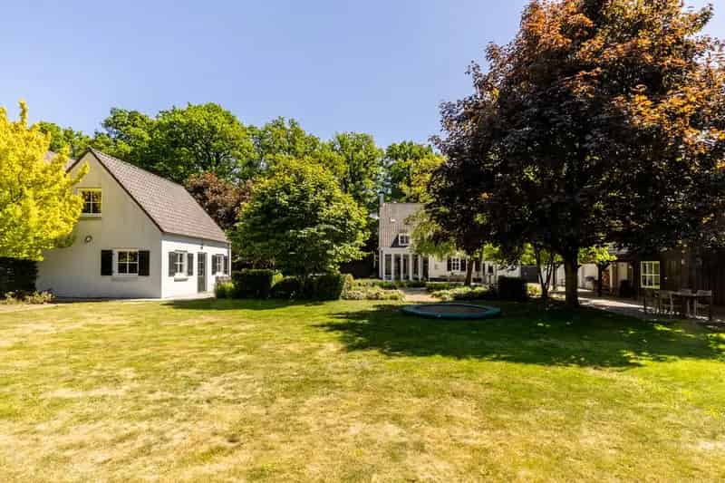 Jaren 30 Villa Helvoirt 308m2 5 slaapkamers Royale Tuin