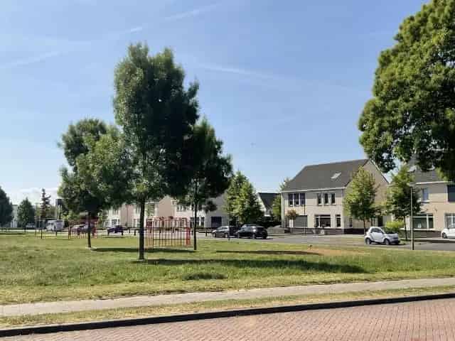 Te Huur: Ruime 2-onder-1-kapwoning Brunssum 4 slaapkamers 2 badkamers