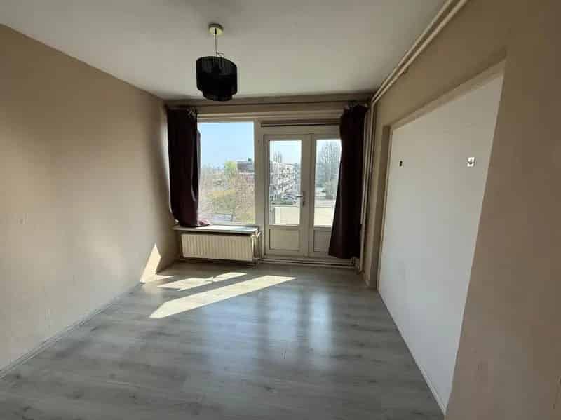 Ruim 5 Kamerappartement 85m2 te koop met extra kamer