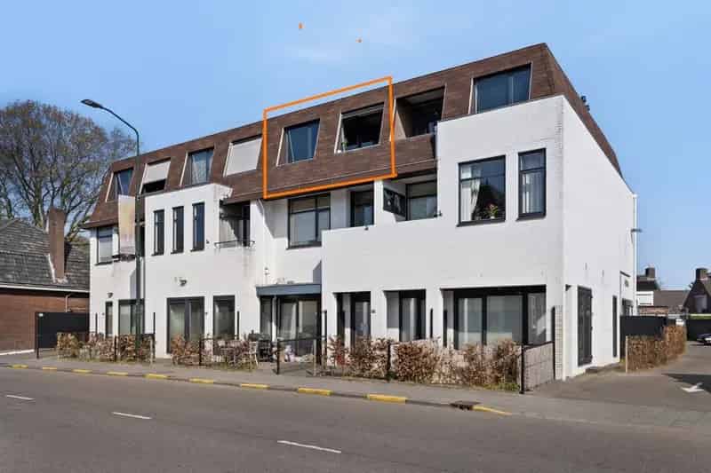 INSTAPKLAAR Appartement Centrum 51m2 Prive Berging Parkeerplaats