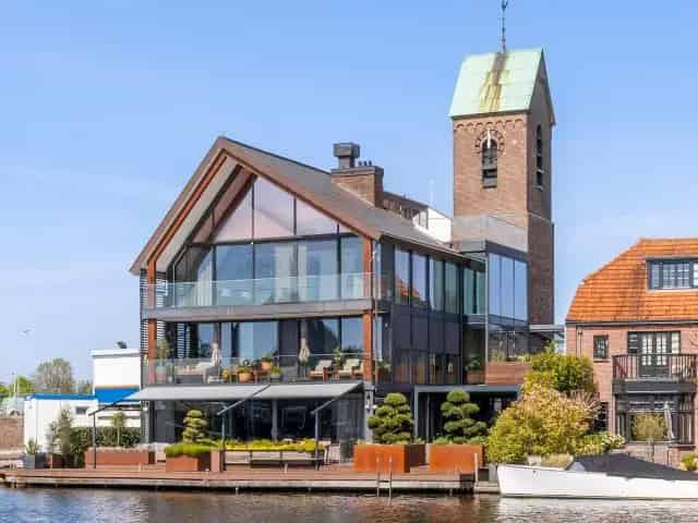 Luxe Penthouse te huur in Ouderkerk aan de Amstel