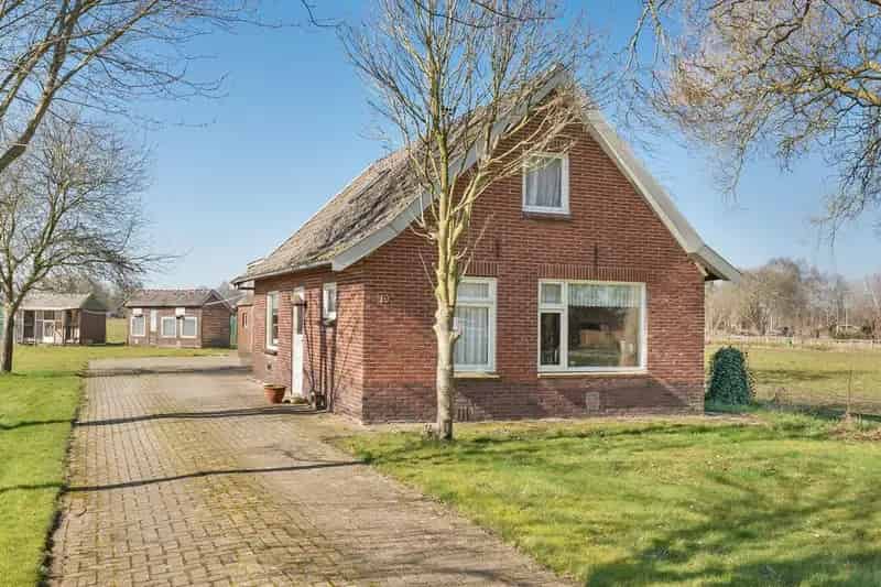 Vrijstaande woning te renoveren Vroomshoop