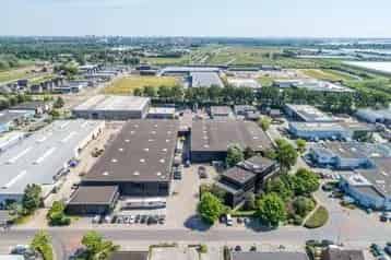 Bedrijfsruimte te huur Pijnacker 1064m2 gerenoveerd