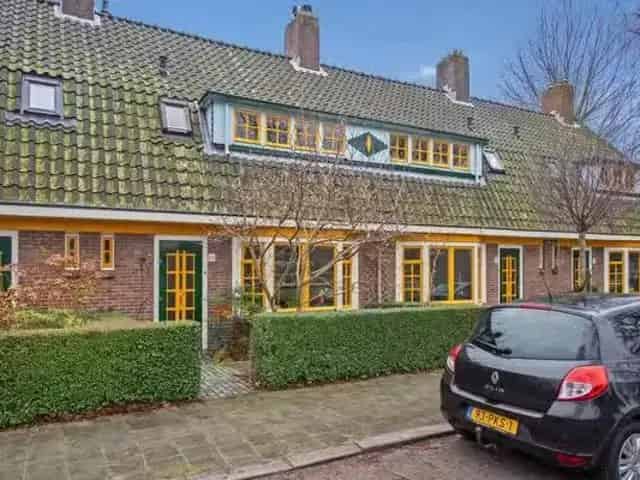 Tussenwoning Den Haag 4 slaapkamers 136m2