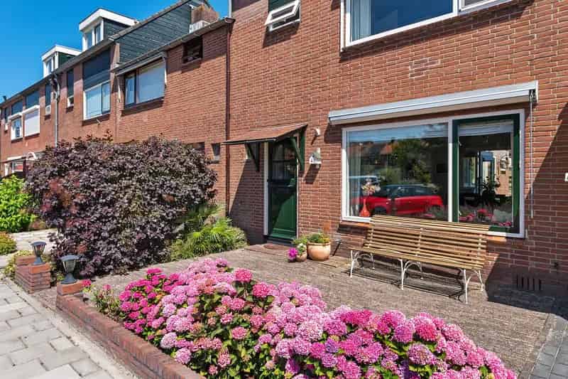 Moderne Tussenwoning 3 slaapkamers 2 badkamers Pieter Appelplein