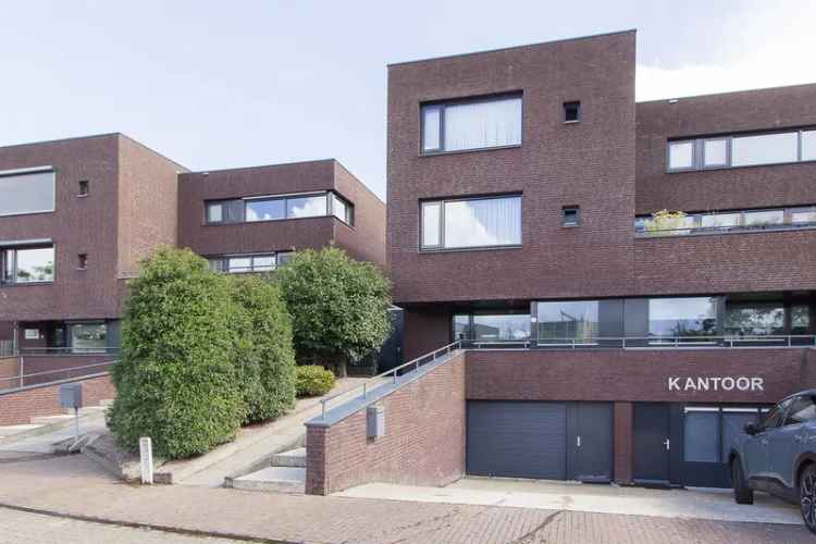 Eengezinswoning Te Koop in Waalwijk, Noord-Brabant