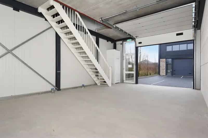 Bedrijfshal te koop in Waddinxveen Dirk Verheulweg 2 E9