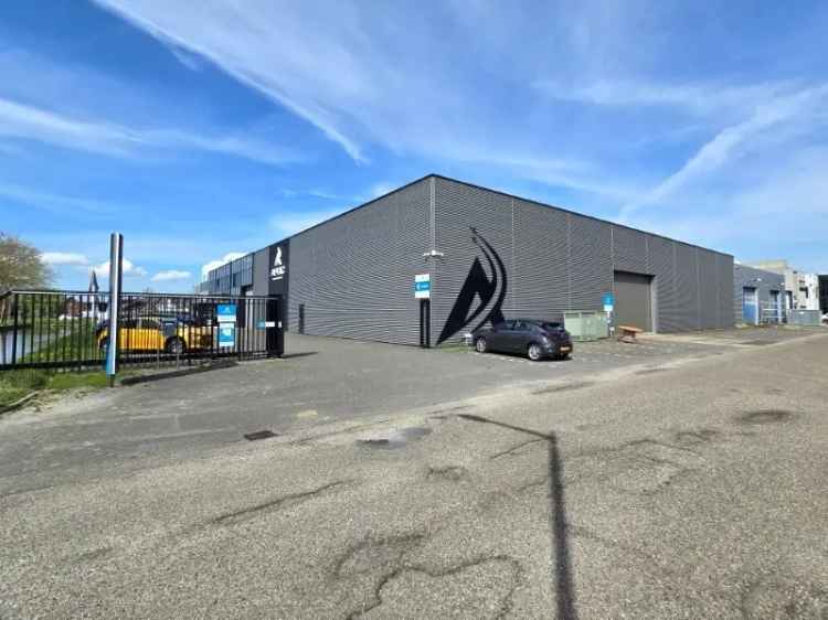 Bedrijfshal te Huur Berkel en Rodenrijs 2375m2