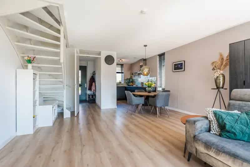 Huis te koop Spijkenisse 4 slaapkamers 153m2 tuin
