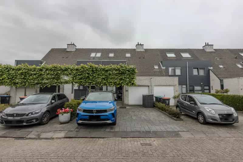 Huis Te Koop , 33, Vlier, Poortugaal, Zuid-Holland