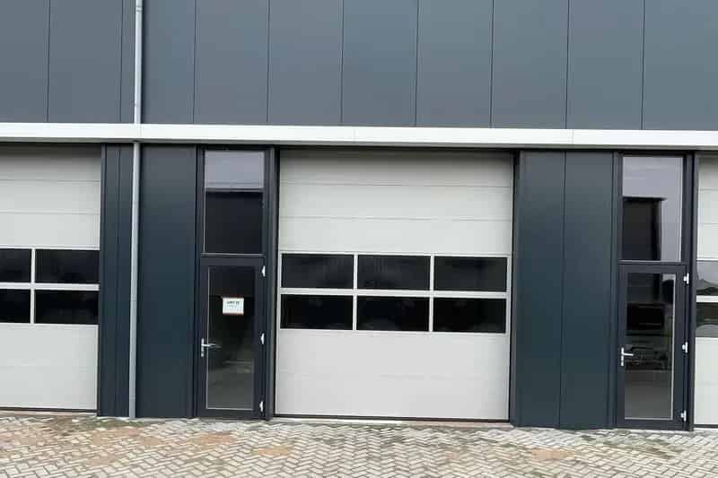 Bedrijfshal te huur Espel 112m2
