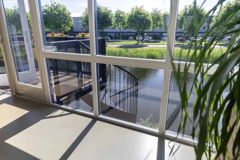 Huis te koop Amersfoort Nieuwland: Ruime drive-in woning aan het water
