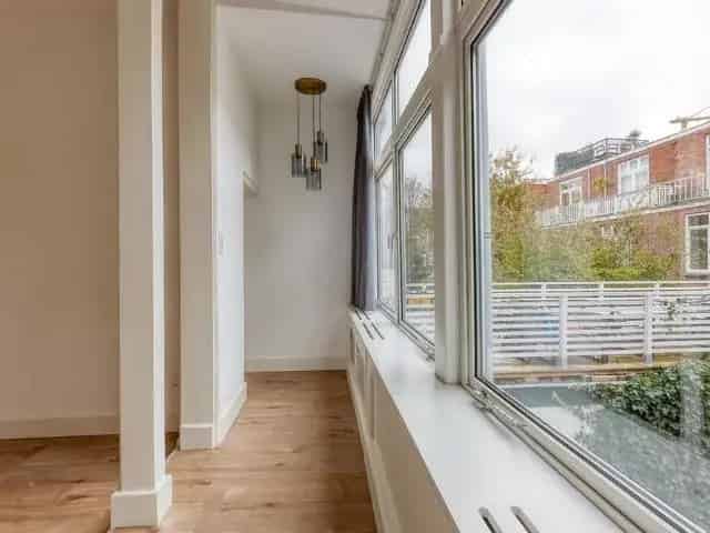 Zeeheldenkwartier Tussenwoning 5 Slaapkamers 200m2