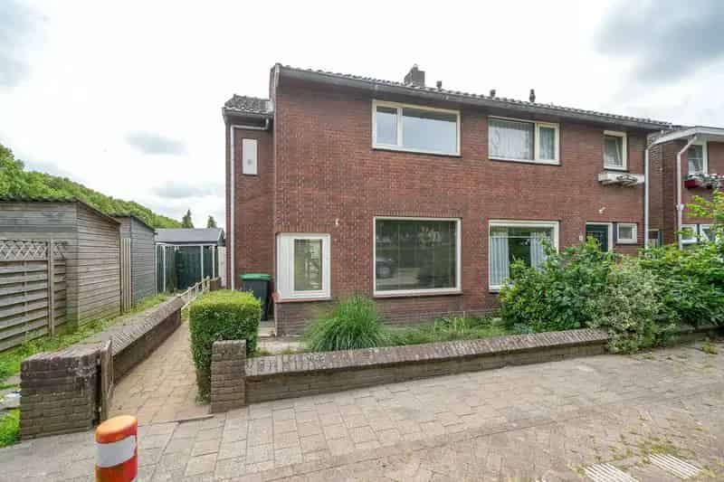 Huis Te Koop , 8, Cronjéplein, Ridderkerk, Zuid-Holland