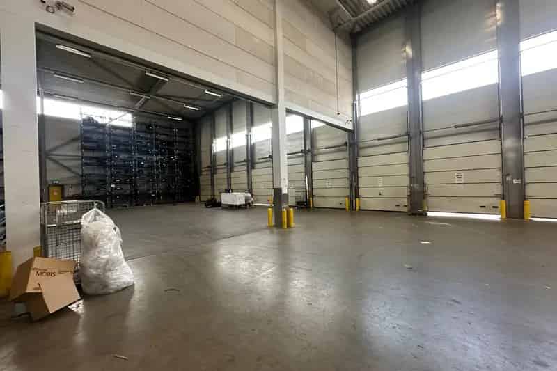 Bedrijfshal te Huur Meppel 4243m2 Logistiek