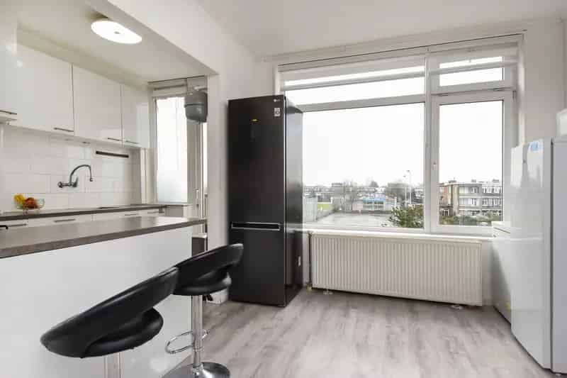Modern appartement Den Haag 4 kamers gerenoveerd