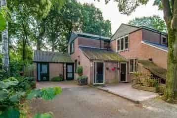 Hoekwoning te huur in De Leijen