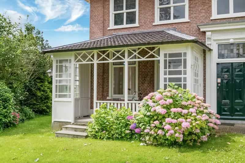 Villa Wilhelminaplein Zetten: 4 Appartementen, Toplocatie