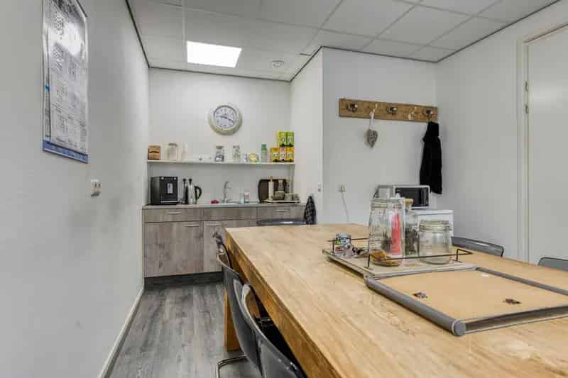 Bedrijfshal Heerenveen 427m2 te koop