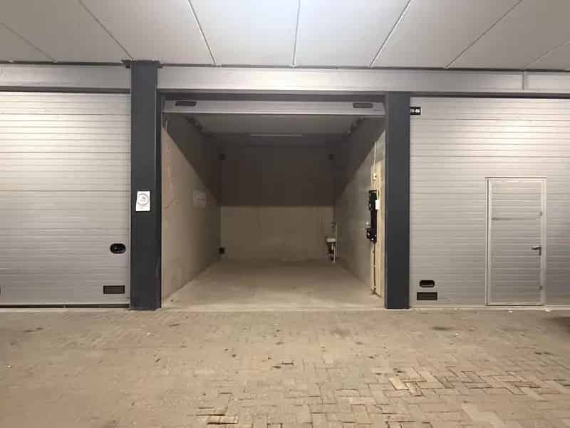 Garagebox Dordrecht | Zoek garageboxen te koop: Kerkeplaat 2 3313 LC Dordrecht 