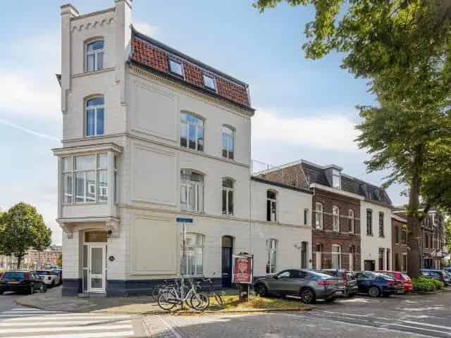 Appartement Maastricht Sint Annalaan Nabij Vrijthof Universiteit