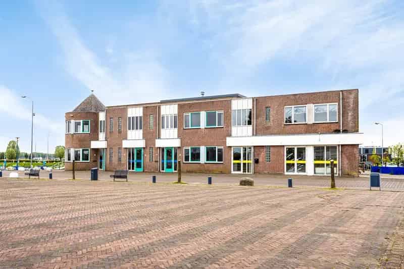 Kantoor te Koop Drimmelen Haven 324m2 Multifunctioneel