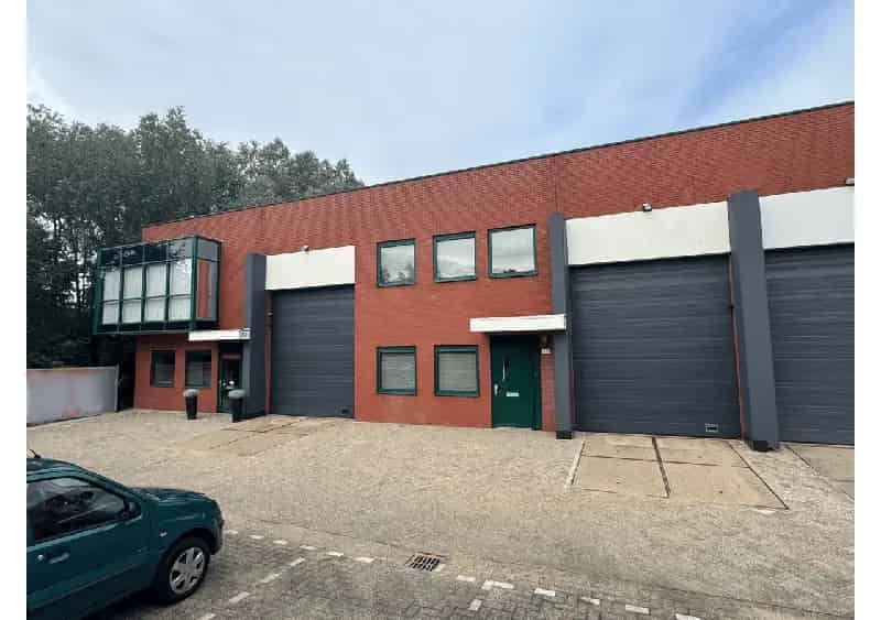 Bedrijfshal te koop Rotterdam - Anthonetta Kuijlstraat
