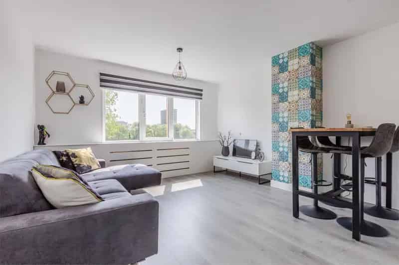 Modern 2-kamer appartement Amsterdam-West gerenoveerd