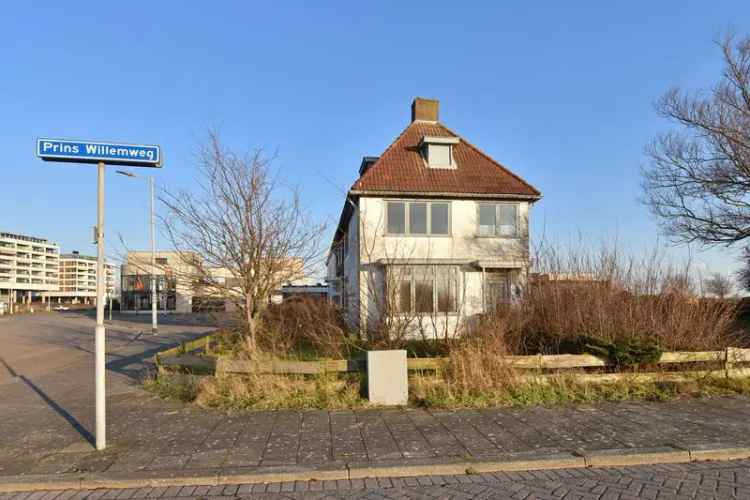 Huis te koop Hoek van Holland: Uniek pand aan de Waterweg