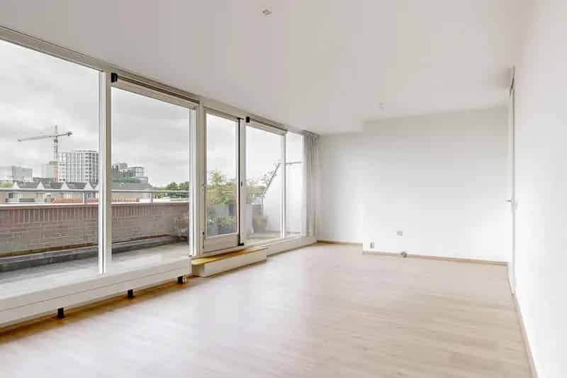 3-Kamer Appartement Leiden Ruim Terras Nabij Centrum