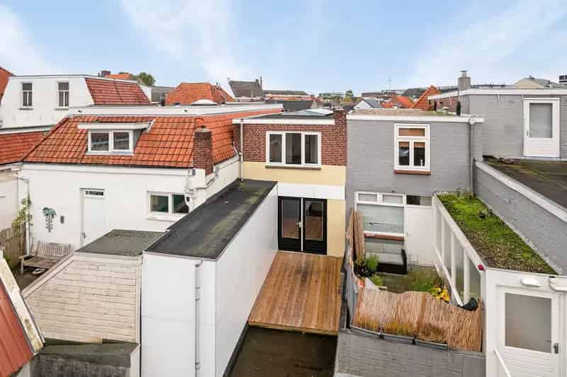 Winkel en Bovenwoning te Koop Bergen op Zoom Centrum