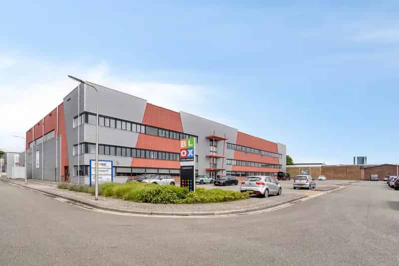 Bedrijfshal Hengelo 1850m² Kantoorruimte Productie