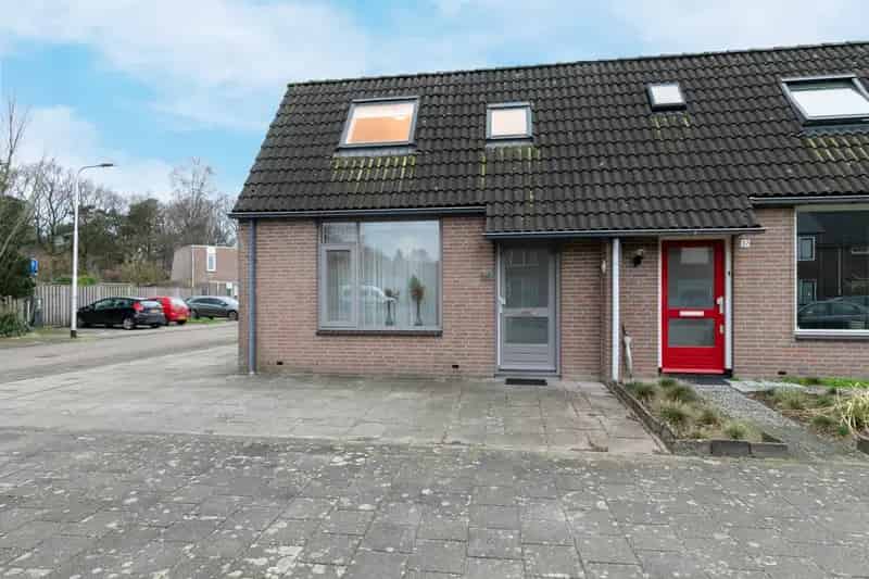 Huis te koop Tilburg: Instapklare hoekwoning 3 slaapkamers garage tuin