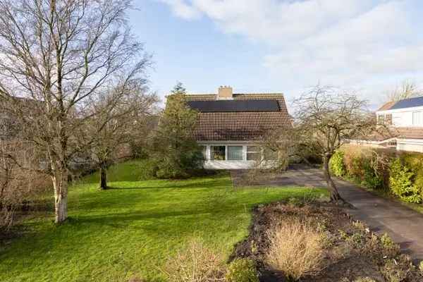 Semi-bungalow Ysbrechtum Nabij Sneek Ruime Tuin 10 Zonnepanelen