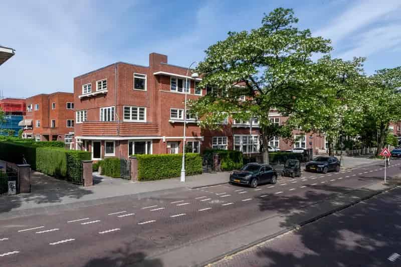 Kantoorvilla te huur Amsterdam Oud Zuid 412m2 gerenoveerd