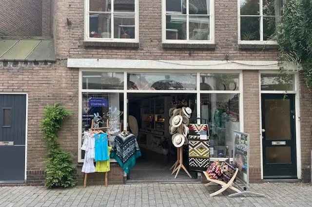 Winkel Zutphen | Zoek winkels te koop: Pelikaanstraat 14 7201 DR Zutphen [funda in business]