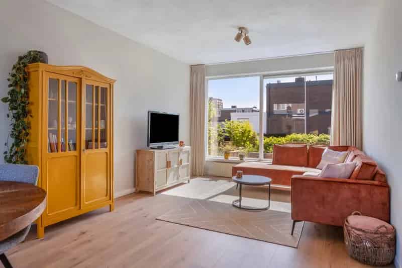 Huis te koop Nijmegen Mr van Houtenstraat 2 slaapkamers tuin