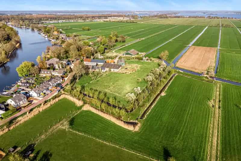 Bouwkavel Nieuwersluis: 7300m² aan de Vecht