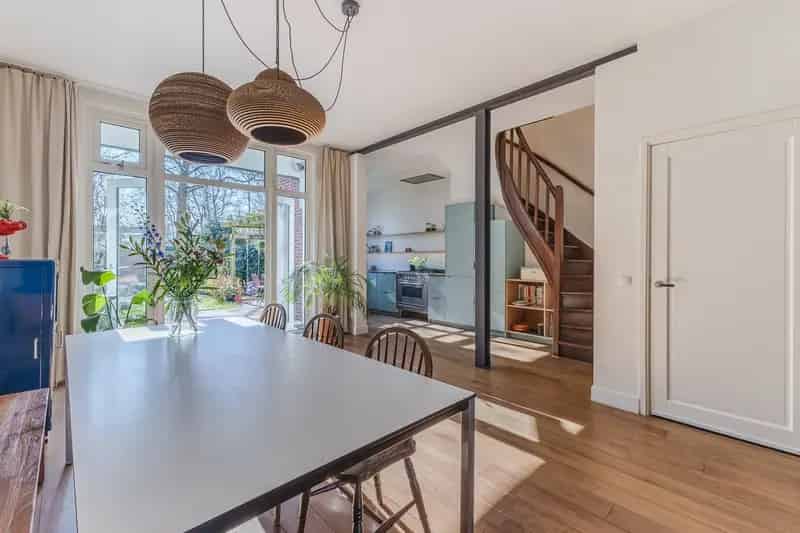 Appartement te koop Watergraafsmeer 3 slaapkamers grote tuin