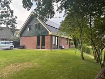 Te Koop Ruime Vrijstaande Woning Engwierum
