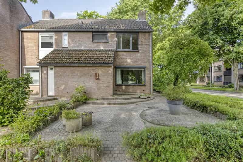 Hoekwoning Maastricht - 3 slaapkamers - serre - nabij A2 en MUMC